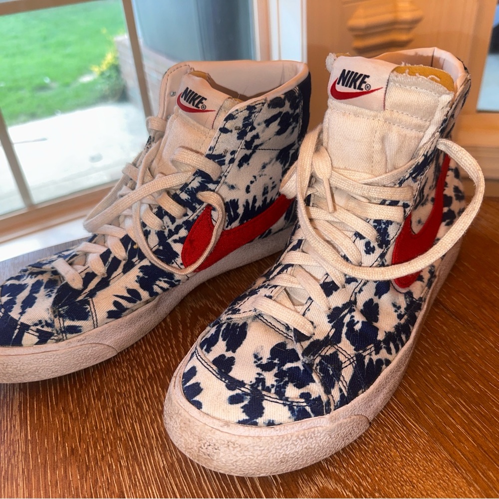 Nike Blazer Mid 77